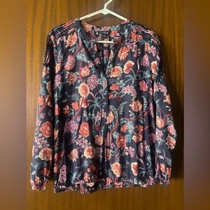 Lucky Brand, size small, V-neck tunic